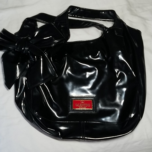 Valentino Garavani Coated Small Nuage Bow Tote - Picture 2 of 16